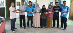 Pemdes Gumira Salurkan Gaji Perangkat Desa dan BPD Periode Maret–April 2025